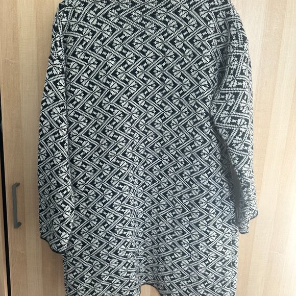 Sweater / Cardigan / Duster (partially wool material) - Picture 2 of 3
